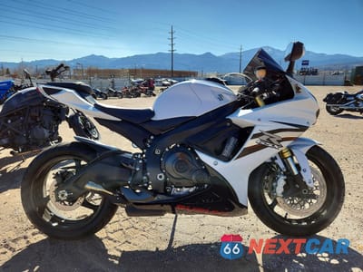 2020 SUZUKI GSX-R750 JS1GR7MA1L7100100 - główne zdjęcie licytacji z USA - miniatura