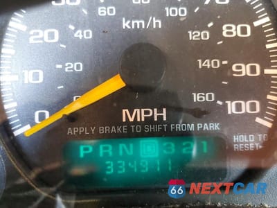 Zdjęcie 9 z 12 samochodu: 2001 CHEVROLET SILVERADO K2500 HEAVY DUTY VIN:1GCHK23U11F162774 - miniatura