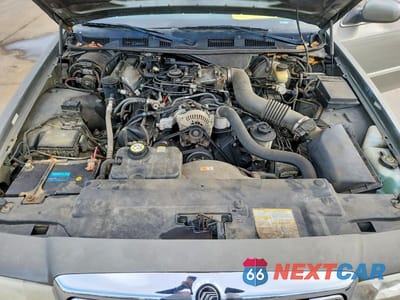 Zdjęcie 11 z 12 samochodu: 2001 MERCURY GRAND MARQUIS LS VIN:2MEFM75W61X676233 - miniatura