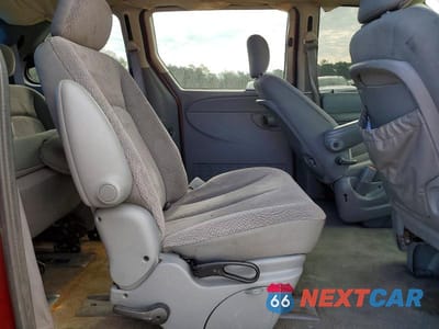 Zdjęcie 11 z 12 samochodu: 2007 CHRYSLER TOWN & COUNTRY LX VIN:1A4GJ45R47B118037 - miniatura