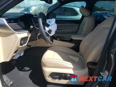 Zdjęcie 7 z 13 samochodu: 2023 JEEP GRAND CHEROKEE L LIMITED VIN:1C4RJJBG3P8848843 - miniatura