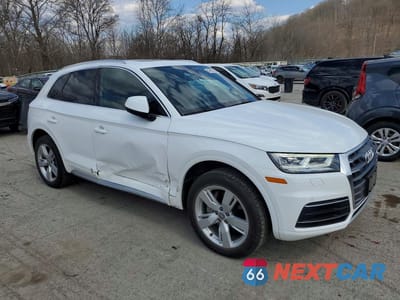 Czwarte zdjęcie samochodu z boku: 2019 AUDI Q5 PREMIUM PLUS VIN:WA1BNAFY3K2046209 - miniatura