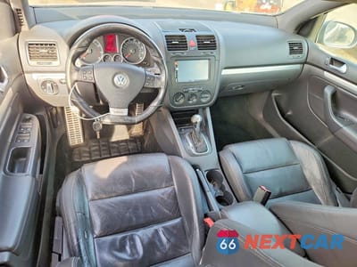 Zdjęcie 8 z 12 samochodu: 2008 VOLKSWAGEN GTI VIN:WVWHV71K38W083008 - miniatura