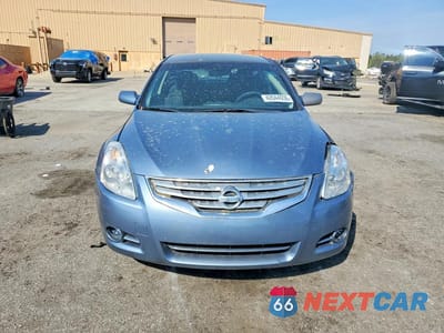 Piąte zdjęcie samochodu w środku: 2011 NISSAN ALTIMA S MANUAL VIN:1N4AL2AP1BN430375 - miniatura