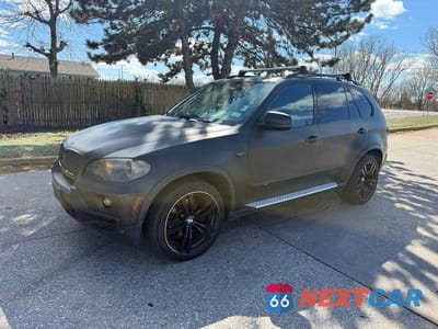 Drugie zdjęcie samochodu z przodu: 2008 BMW X5 4.8I VIN:5UXFE83598L163398 - miniatura