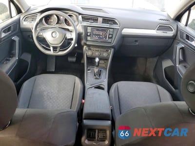 Zdjęcie 8 z 12 samochodu: 2020 VOLKSWAGEN TIGUAN S VIN:3VV1B7AX6LM052609 - miniatura