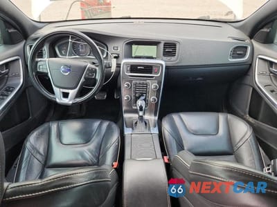 Zdjęcie 8 z 13 samochodu: 2016 VOLVO V60 T6 R-DESIGN VIN:YV149MSP3G1309825 - miniatura