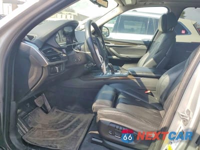 Zdjęcie 7 z 13 samochodu: 2015 BMW X5 XDRIVE50I VIN:5UXKR6C54F0J78767 - miniatura