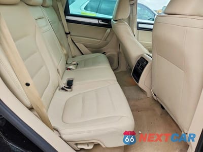 Zdjęcie 10 z 12 samochodu: 2013 VOLKSWAGEN TOUAREG V6 TDI VIN:WVGEP9BP0DD006598 - miniatura