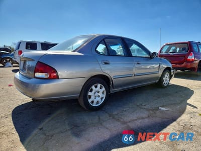 Trzecie zdjęcie samochodu z tyłu: 2000 NISSAN SENTRA XE VIN:3N1CB51D4YL335348 - miniatura