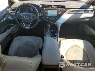 Zdjęcie 8 z 13 samochodu: 2018 TOYOTA CAMRY SE VIN:4T1B11HK1JU608536 - miniatura