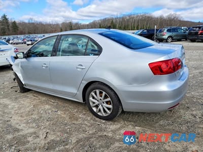 Drugie zdjęcie samochodu z przodu: 2013 VOLKSWAGEN JETTA SE VIN:3VWDP7AJ5DM298526 - miniatura