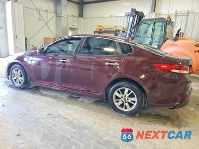 Drugie zdjęcie samochodu z przodu: 2017 KIA OPTIMA LX VIN:5XXGT4L32HG164640 - miniatura