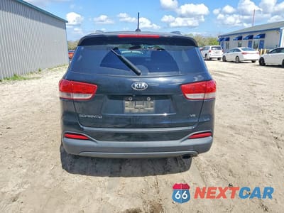 Zdjęcie 6 z 12 samochodu: 2017 KIA SORENTO LX V6 VIN:5XYPG4A52HG298911 - miniatura
