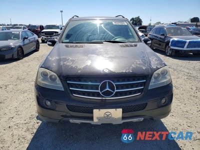 Piąte zdjęcie samochodu w środku: 2007 MERCEDES-BENZ ML 350 VIN:4JGBB86E67A261816 - miniatura