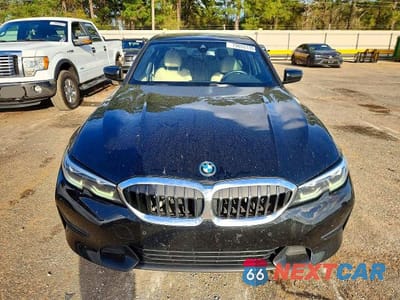 Piąte zdjęcie samochodu w środku: 2022 BMW 330E VIN:3MW5P7J01N8C43108 - miniatura