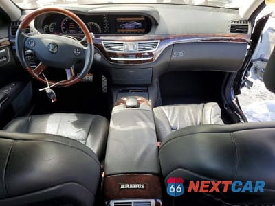 Zdjęcie 8 z 12 samochodu: 2007 MERCEDES-BENZ S 550 VIN:WDDNG71X87A102274 - miniatura