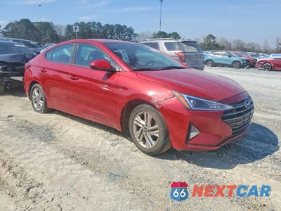 Czwarte zdjęcie samochodu z boku: 2019 HYUNDAI ELANTRA SE VIN:KMHD84LF5KU767576 - miniatura