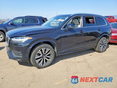 2021 VOLVO XC90 T6 MOMENTUM YV4A22PKXM1712952 - główne zdjęcie licytacji z USA - miniatura