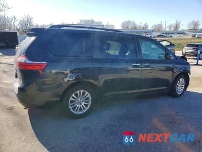 Trzecie zdjęcie samochodu z tyłu: 2016 TOYOTA SIENNA XLE 8-PASSENGER VIN:5TDYK3DC5GS721893 - miniatura