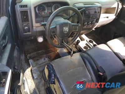 Zdjęcie 8 z 11 samochodu: 2012 DODGE RAM 5500 S VIN:3C7WDNBL9CG215799 - miniatura