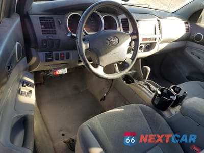 Zdjęcie 8 z 11 samochodu: 2008 TOYOTA TACOMA V6 VIN:5TEUU42NX8Z561971 - miniatura