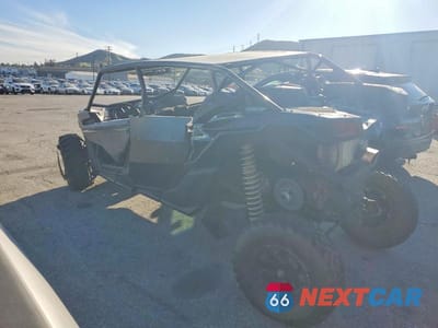 Trzecie zdjęcie samochodu z tyłu: 2021 CAN-AM MAVERICK X3 UTILITY VEHICLE VIN:3JBVNAV24MK000401 - miniatura