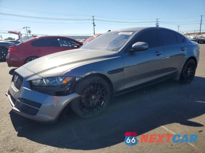 2017 JAGUAR XE PREMIUM SAJAD4BG1HA965841 - główne zdjęcie licytacji z USA - miniatura