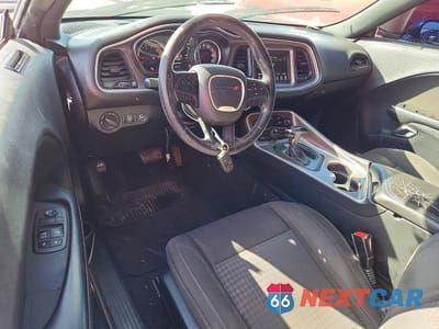 Zdjęcie 8 z 12 samochodu: 2019 DODGE CHALLENGER SXT VIN:2C3CDZAG6KH694262 - miniatura