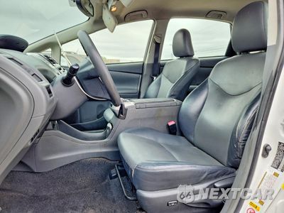 Zdjęcie 7 z 12 samochodu: 2012 TOYOTA PRIUS V FIVE VIN:JTDZN3EU4C3153716 - miniatura