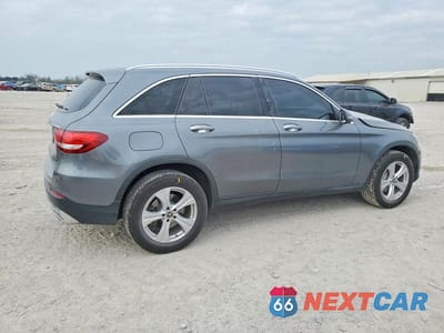 Trzecie zdjęcie samochodu z tyłu: 2018 MERCEDES-BENZ GLC 300 VIN:WDC0G4JB6JV015006 - miniatura