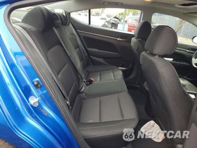 Zdjęcie 10 z 12 samochodu: 2017 HYUNDAI ELANTRA VALUE EDITION VIN:5NPD84LF5HH203224 - miniatura