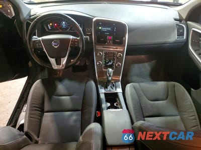 Zdjęcie 8 z 14 samochodu: 2015 VOLVO XC60 T5 VIN:YV440MDJ8F2682020 - miniatura