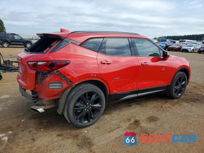 Trzecie zdjęcie samochodu z tyłu: 2021 CHEVROLET BLAZER RS VIN:3GNKBERS2MS505256 - miniatura