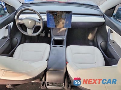 Zdjęcie 8 z 11 samochodu: 2021 TESLA MODEL Y VIN:5YJYGAEE9MF202352 - miniatura