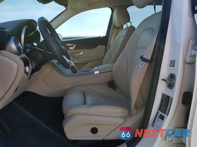 Zdjęcie 7 z 12 samochodu: 2022 MERCEDES-BENZ GLC 300 VIN:W1N0G8DB8NV360447 - miniatura