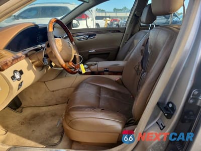 Zdjęcie 7 z 11 samochodu: 2008 MERCEDES-BENZ S 550 VIN:WDDNG71X88A199820 - miniatura