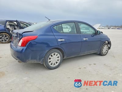 Trzecie zdjęcie samochodu z tyłu: 2012 NISSAN VERSA 1.6 S VIN:3N1CN7AP0CL904136 - miniatura