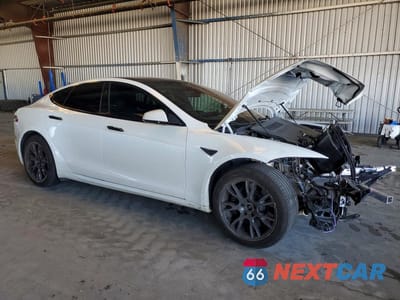 Czwarte zdjęcie samochodu z boku: 2022 TESLA MODEL S VIN:5YJSA1E67NF468812 - miniatura