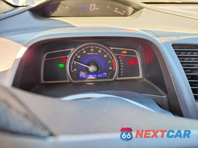 Zdjęcie 9 z 11 samochodu: 2009 HONDA CIVIC VIN:2HGFA16569H520231 - miniatura