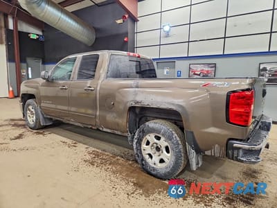 Drugie zdjęcie samochodu z przodu: 2015 CHEVROLET SILVERADO K1500 LT VIN:1GCVKREC2FZ183588 - miniatura