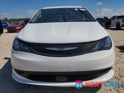 Piąte zdjęcie samochodu w środku: 2024 CHRYSLER VOYAGER LX VIN:2C4RC1CG0RR113348 - miniatura