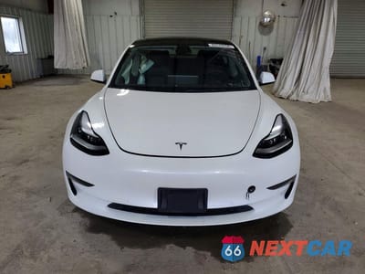Piąte zdjęcie samochodu w środku: 2022 TESLA MODEL 3 VIN:5YJ3E1EB1NF334884 - miniatura