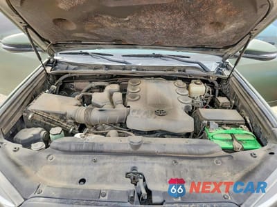 Zdjęcie 12 z 12 samochodu: 2021 TOYOTA 4RUNNER VENTURE EDITION VIN:JTEHU5JR9M5871887 - miniatura