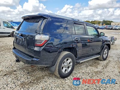 Trzecie zdjęcie samochodu z tyłu: 2015 TOYOTA 4RUNNER SR5 VIN:JTEBU5JR6F5240930 - miniatura