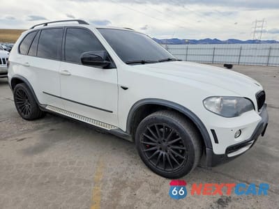 Czwarte zdjęcie samochodu z boku: 2008 BMW X5 4.8I VIN:5UXFE83508L167694 - miniatura