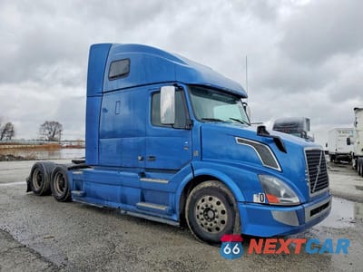 2016 VOLVO VNL SEMI TRUCK 4V4NC9EG4GN931478 - główne zdjęcie licytacji z USA - miniatura