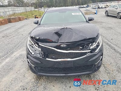 Piąte zdjęcie samochodu w środku: 2016 KIA OPTIMA LX VIN:5XXGT4L34GG100825 - miniatura