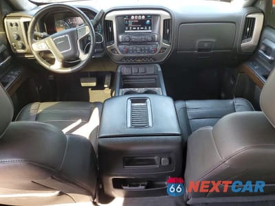 Zdjęcie 8 z 11 samochodu: 2018 GMC SIERRA K1500 DENALI VIN:3GTU2PEJ0JG549104 - miniatura