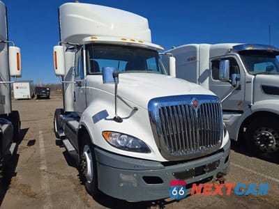 2017 INTERNATIONAL PROSTAR SEMI TRUCK 1HSDGAPR3HH501900 - główne zdjęcie licytacji z USA - miniatura